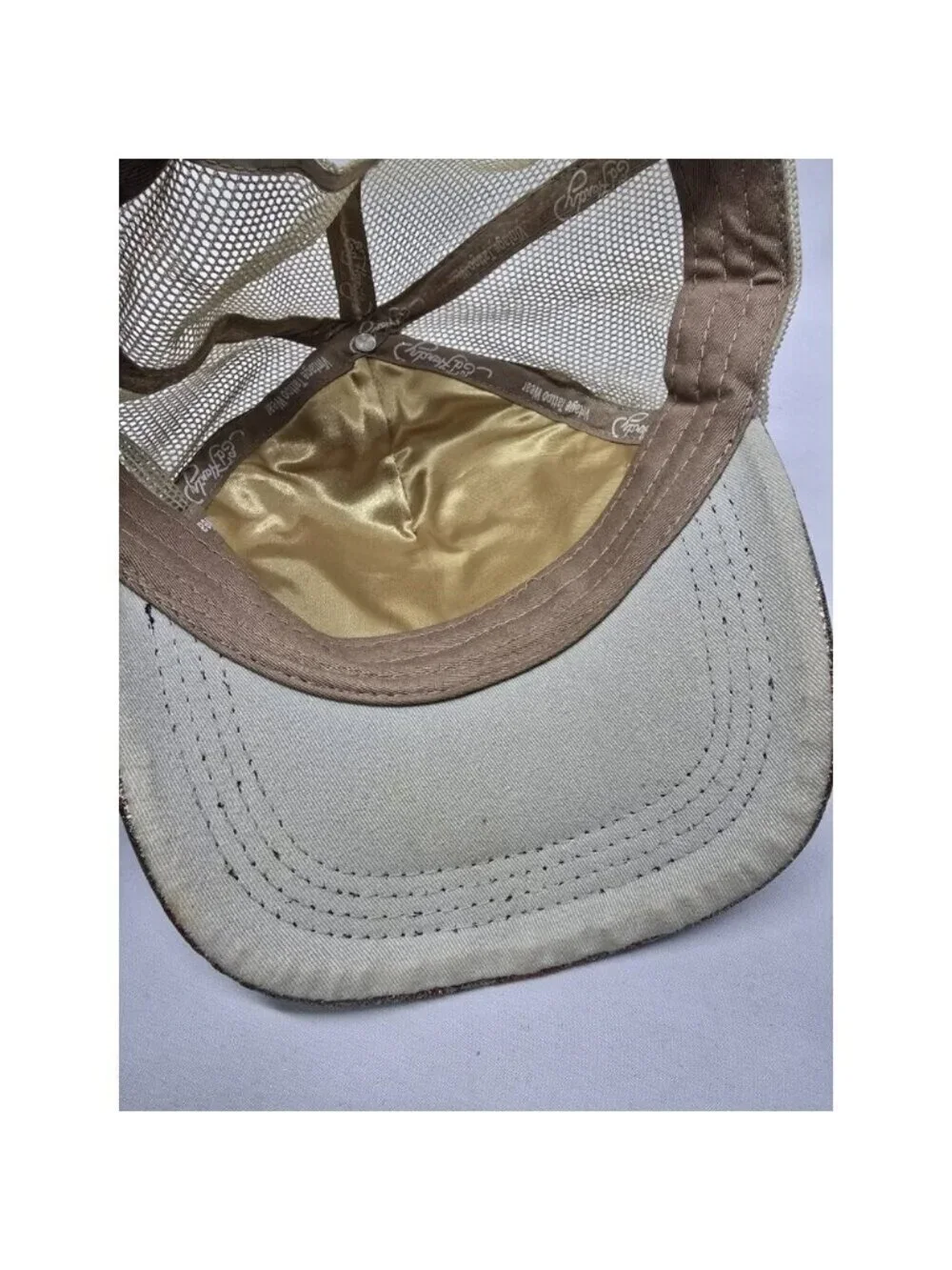 ED HARDY Snapback Trucker Hat Gold Glitter Skull Mesh Cap- Y2K STYLE- Unisex